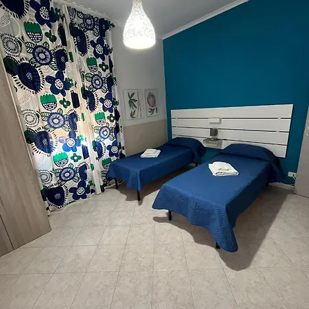 Mary Louise * 罗马